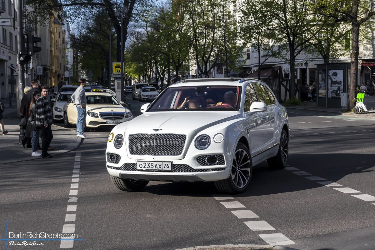 Bentley Bentayga spotted in Berlin — BerlinRichStreets
