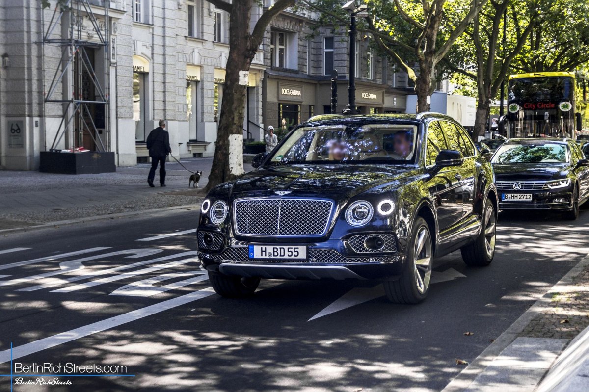 Bentley Bentayga spotted in Berlin — BerlinRichStreets