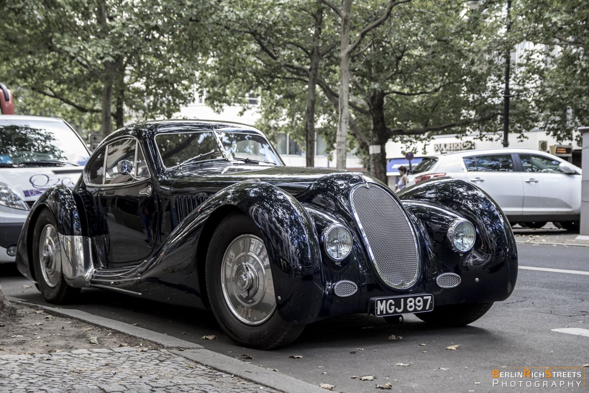 Bentley Petersen 6 1/2-Litre Dartmoor Coupe spotted in Berlin — BerlinRichStreets