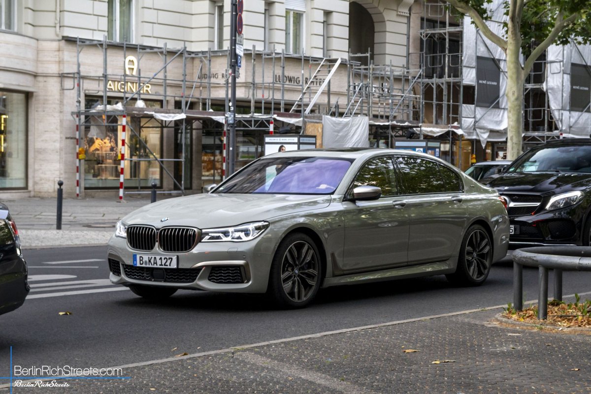 BMW M760Li (G11) spotted in Berlin — BerlinRichStreets