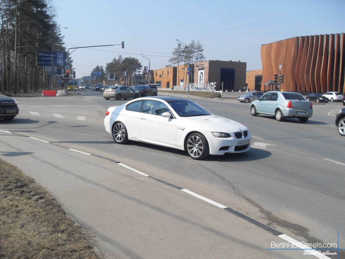 BMW M3 (E92) spotted in Moscow — BerlinRichStreets