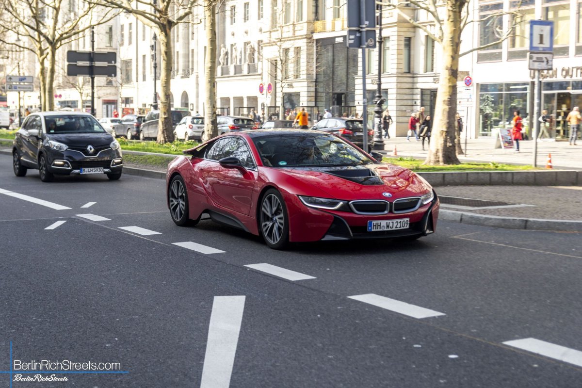 BMW i8 Protonic Red Edition spotted in Berlin — BerlinRichStreets
