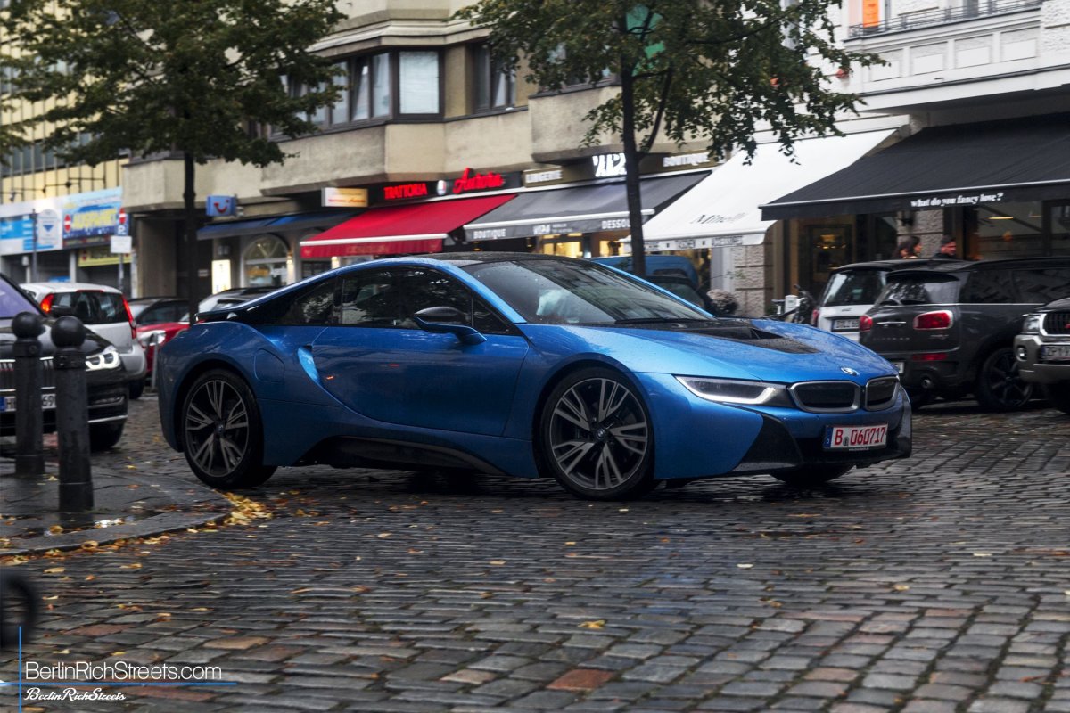 BMW i8 spotted in Berlin — BerlinRichStreets