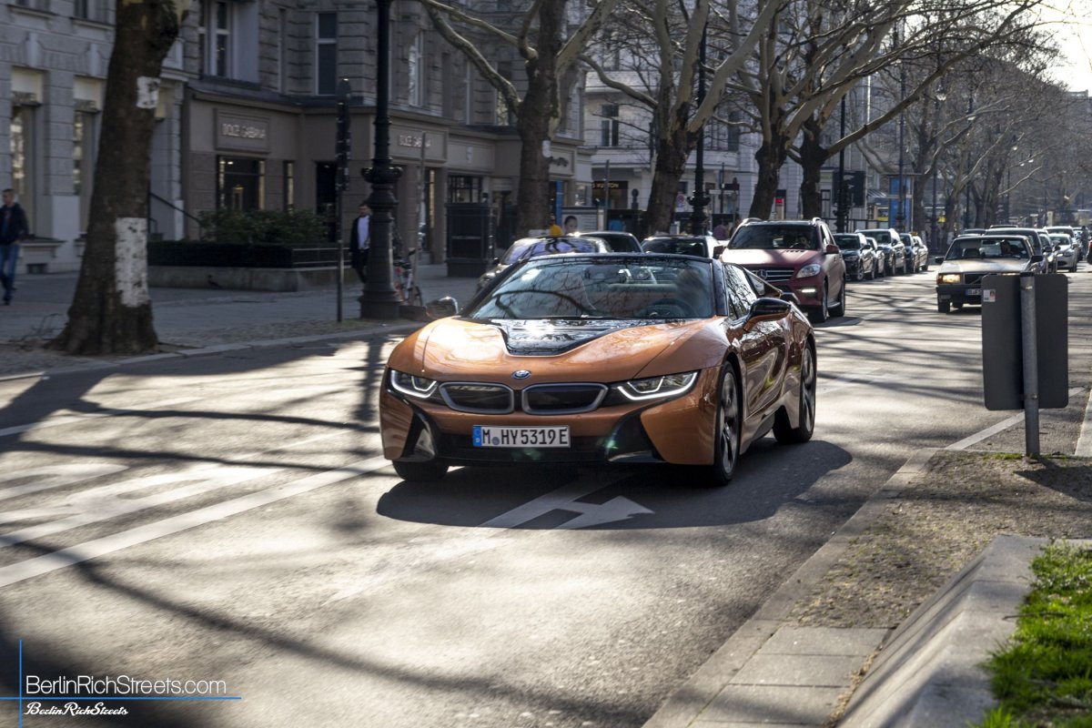 BMW i8 Roadster spotted in Berlin — BerlinRichStreets