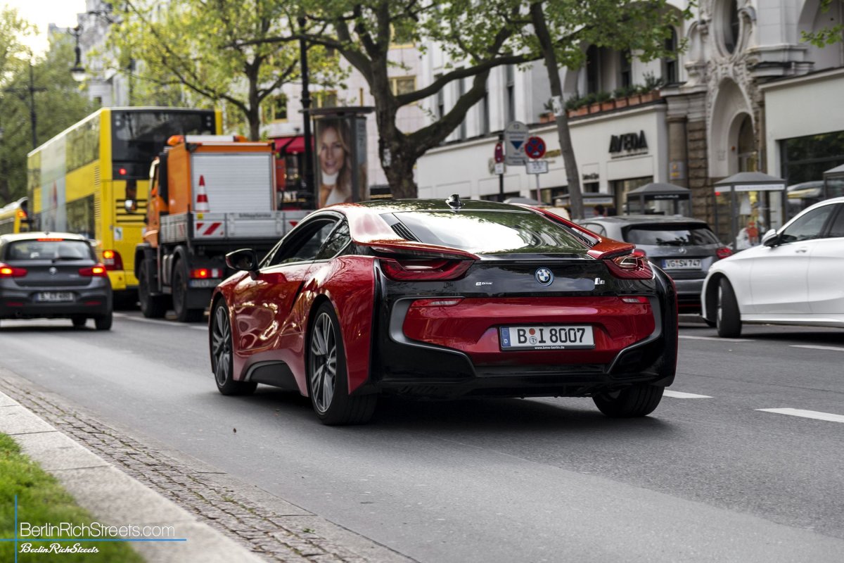 BMW i8 Protonic Red Edition spotted in Berlin — BerlinRichStreets