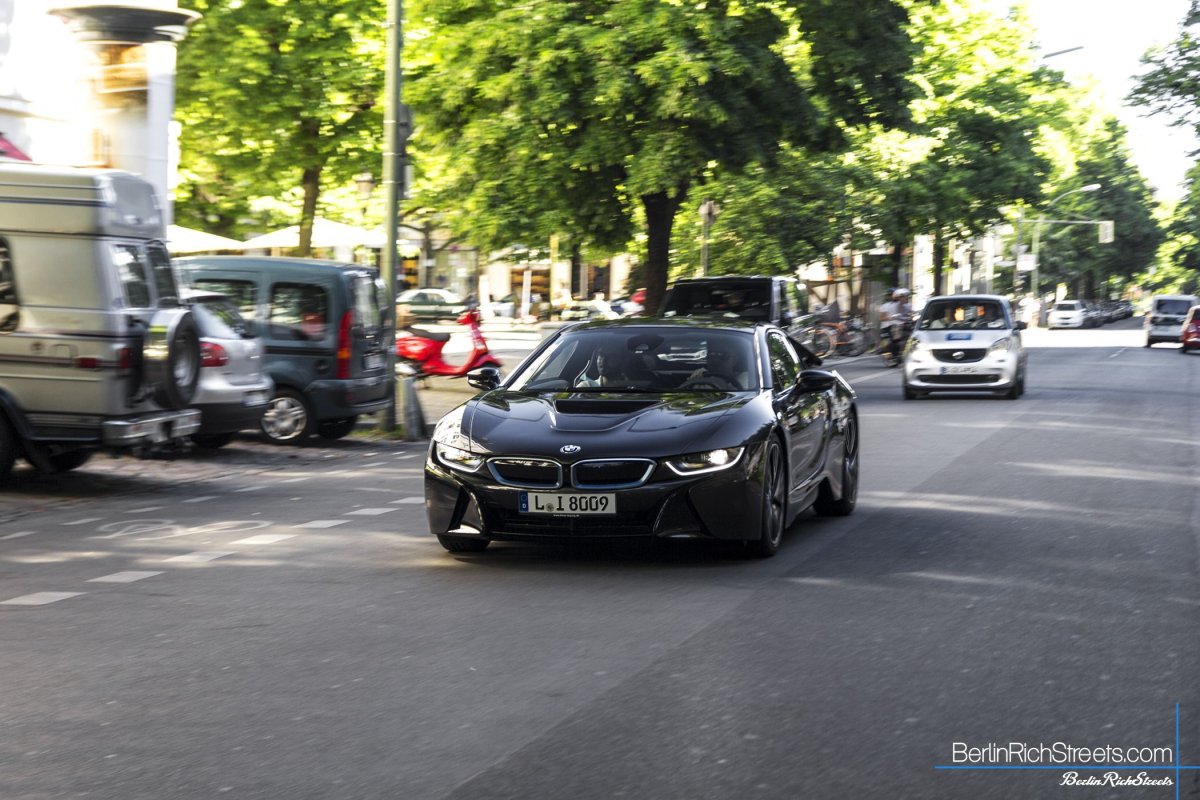 BMW i8 spotted in Berlin — BerlinRichStreets