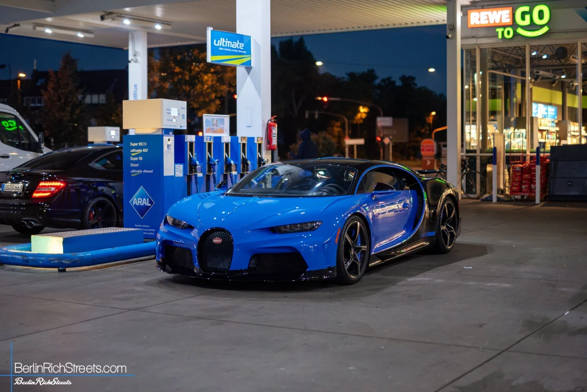 Bugatti Chiron Super Sport spotted in Düsseldorf — BerlinRichStreets
