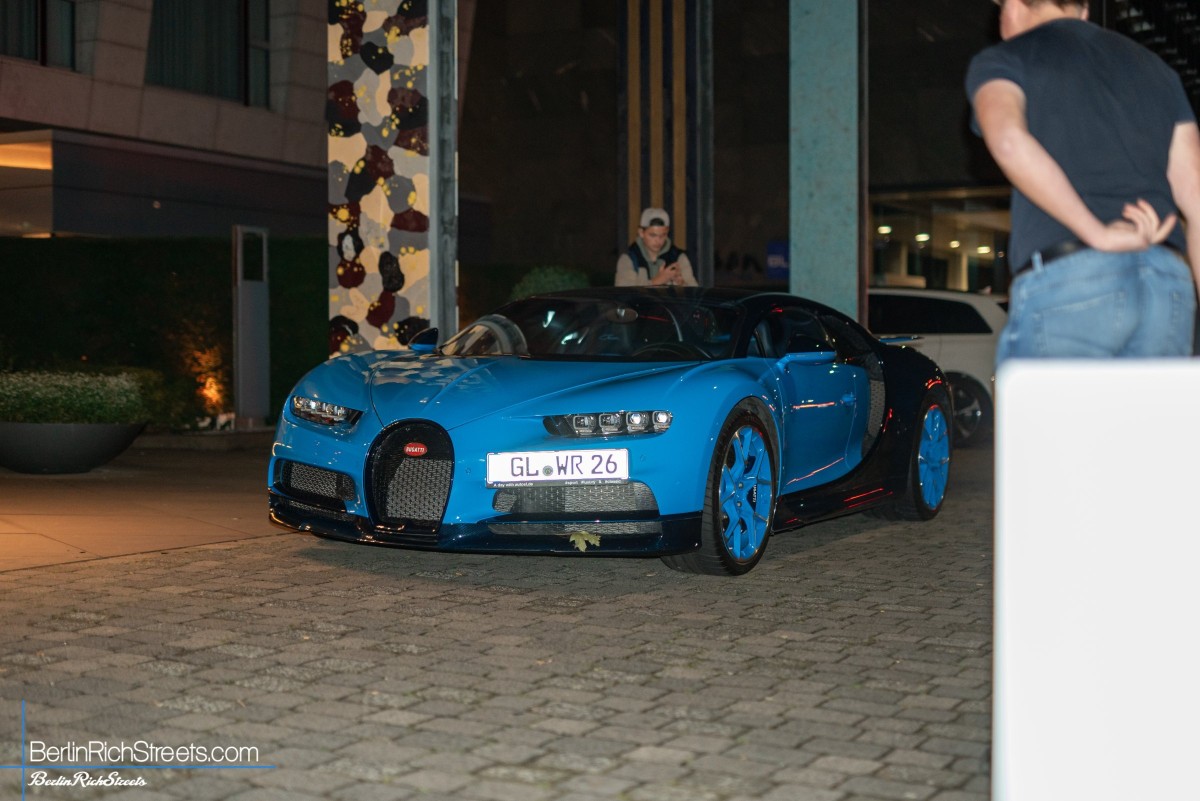 Bugatti Chiron spotted in Düsseldorf — BerlinRichStreets