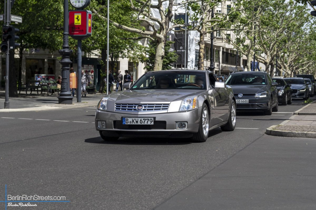 Cadillac XLR spotted in Berlin — BerlinRichStreets