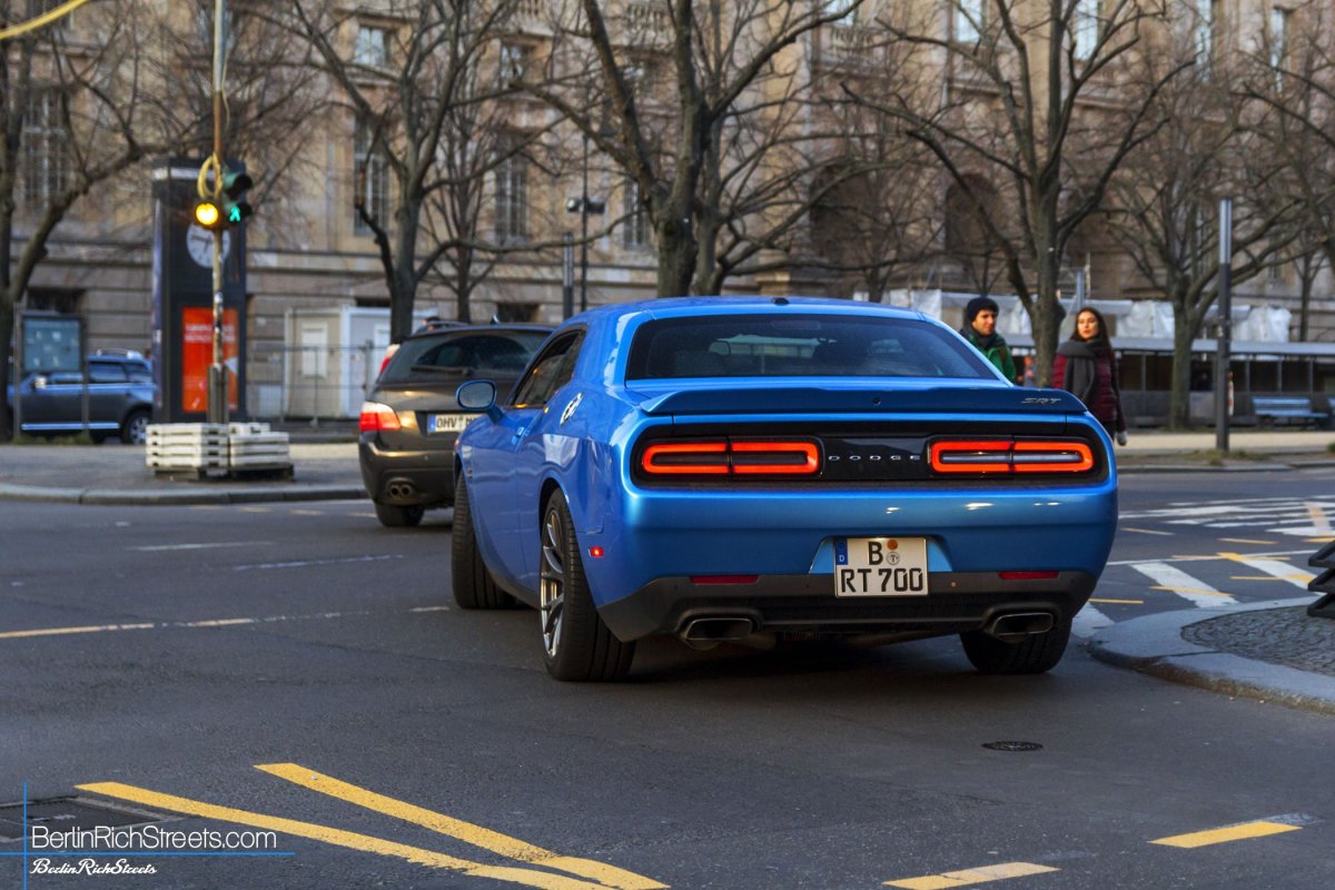 Dodge Challenger SRT-8 392 (2015) spotted in Berlin — BerlinRichStreets