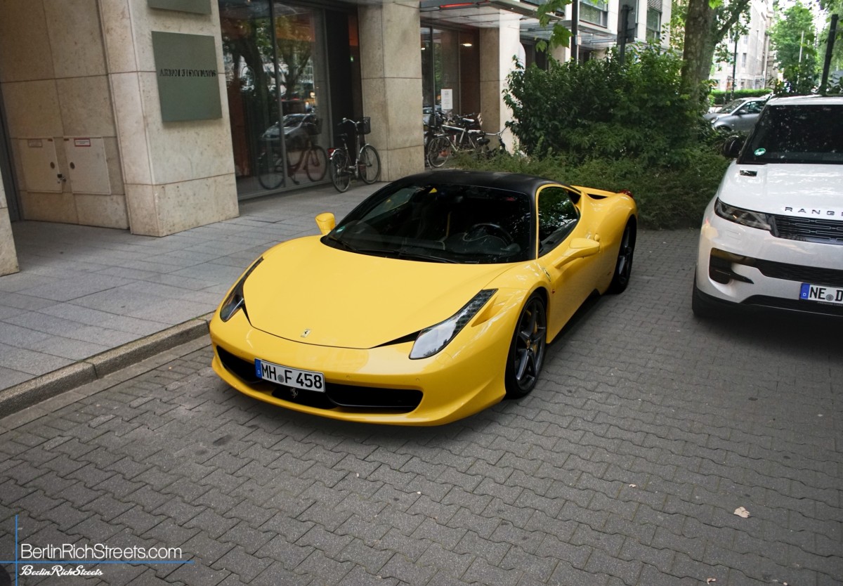 Ferrari 458 Italia spotted in Düsseldorf — BerlinRichStreets