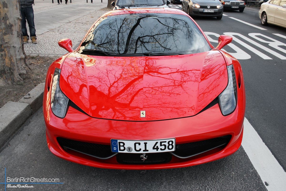 Ferrari 458 Italia spotted in Berlin — BerlinRichStreets