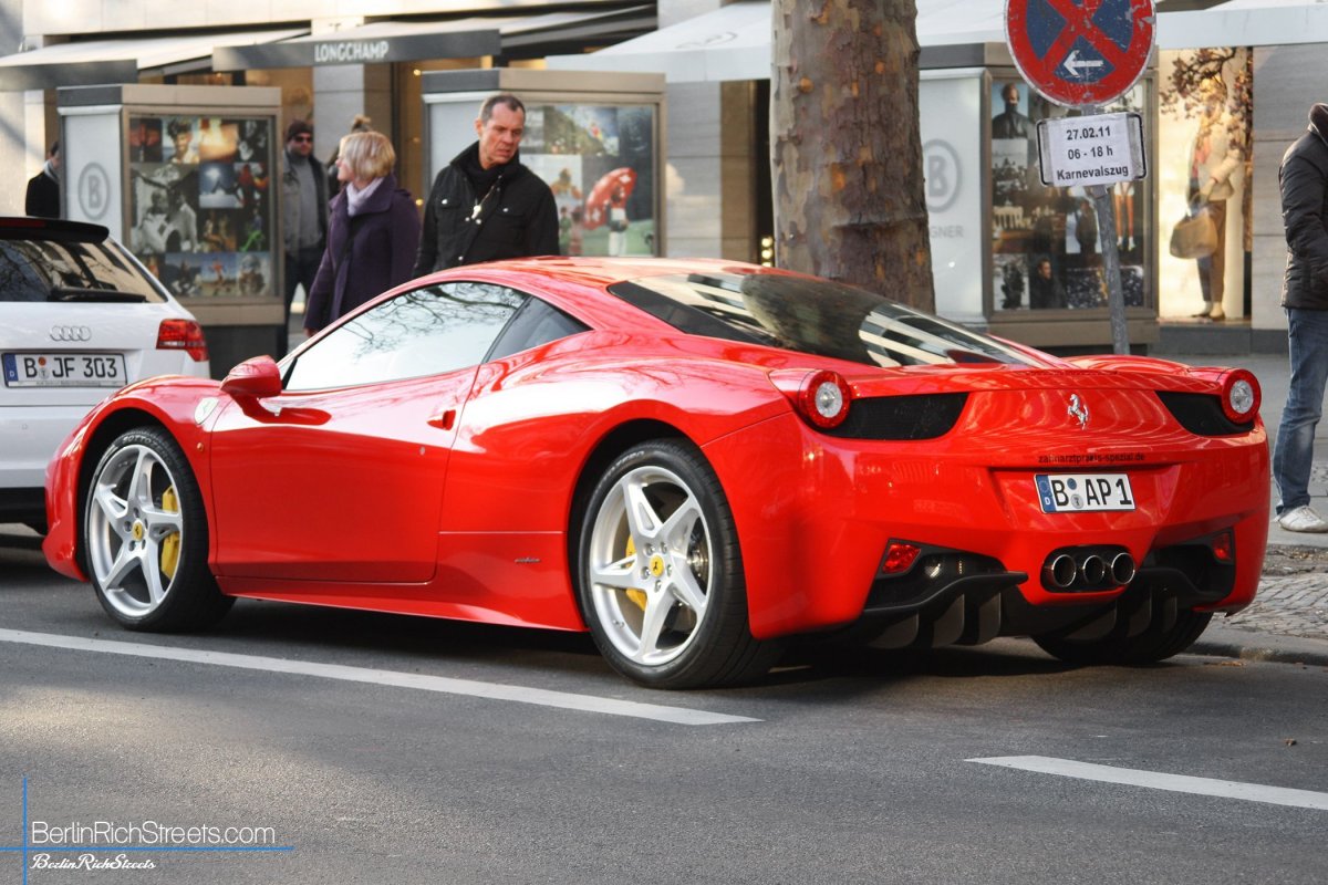 Ferrari 458 Italia spotted in Berlin — BerlinRichStreets