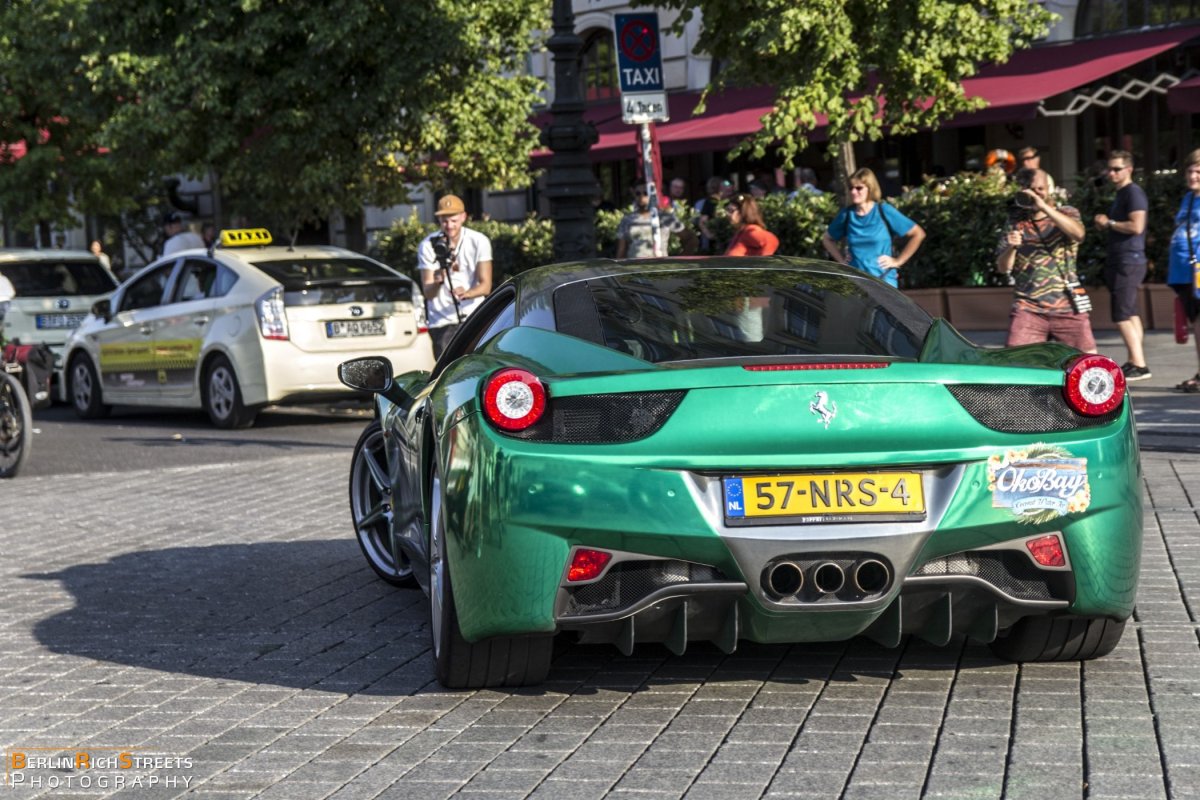 Ferrari 458 Italia spotted in Berlin — BerlinRichStreets