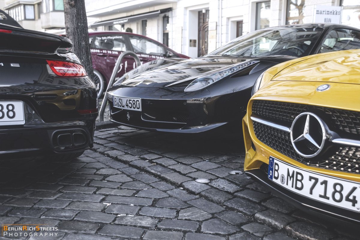 Ferrari 458 Italia spotted in Berlin — BerlinRichStreets