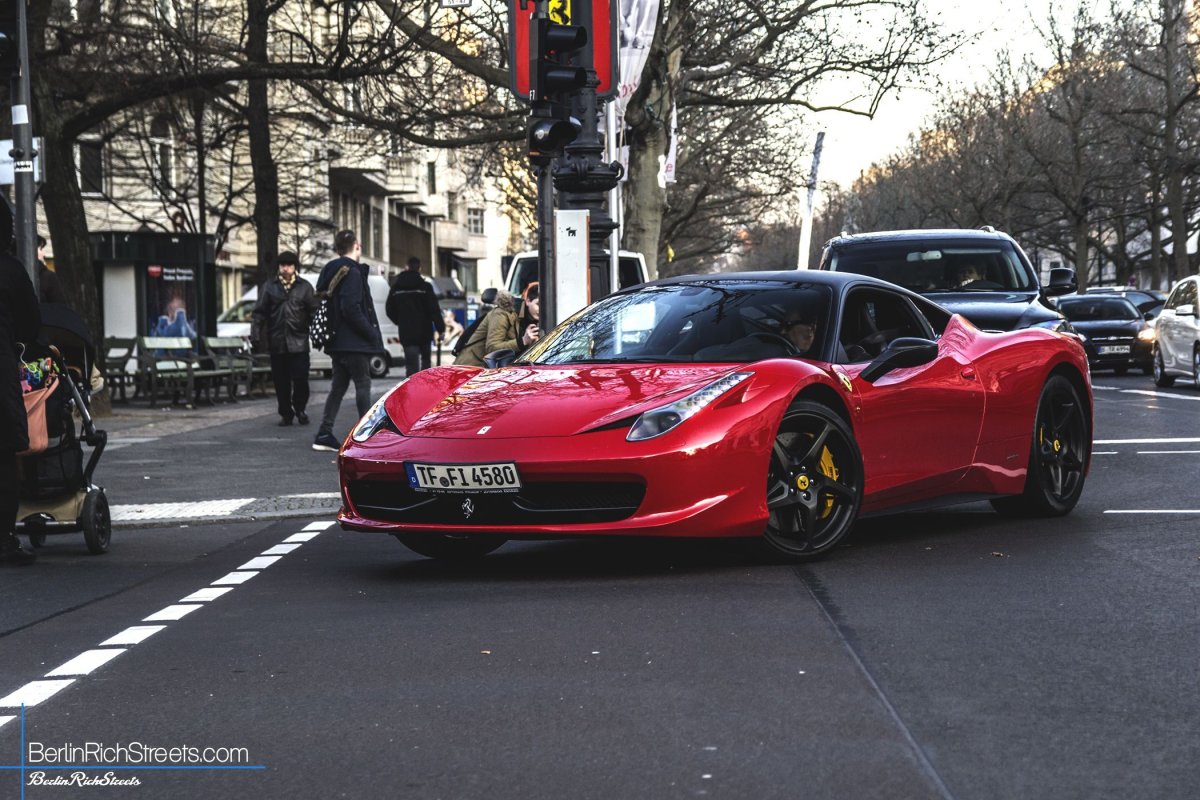 Ferrari 458 Italia spotted in Berlin — BerlinRichStreets