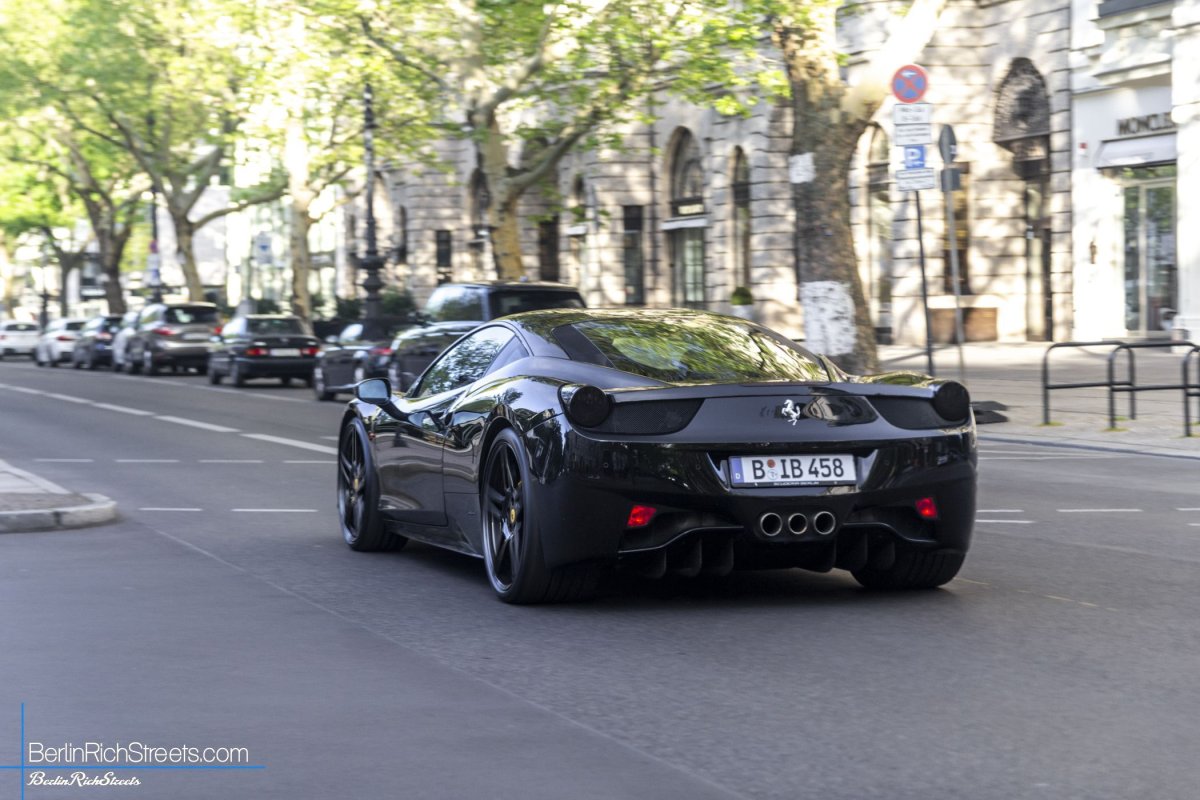 Ferrari 458 Italia spotted in Berlin — BerlinRichStreets