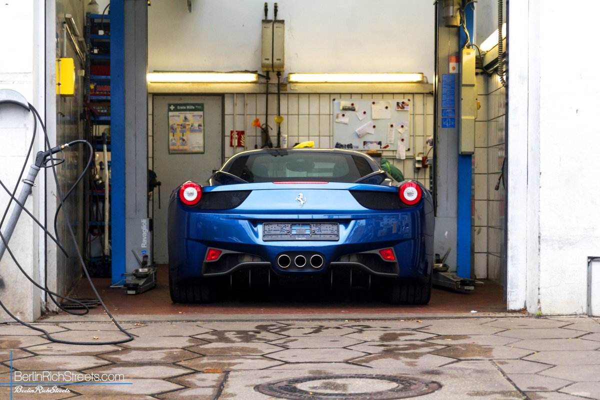 Ferrari 458 Italia spotted in Berlin — BerlinRichStreets