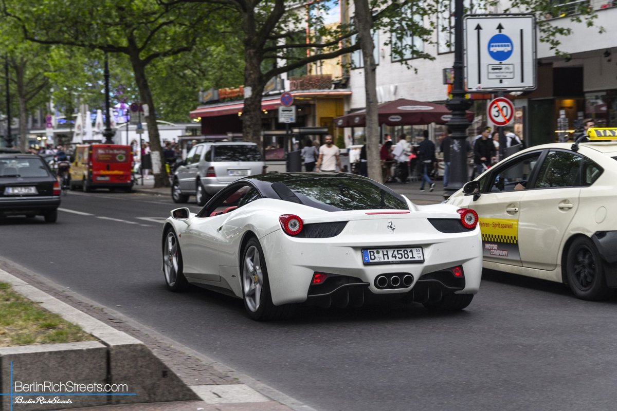 Ferrari 458 Italia spotted in Berlin — BerlinRichStreets