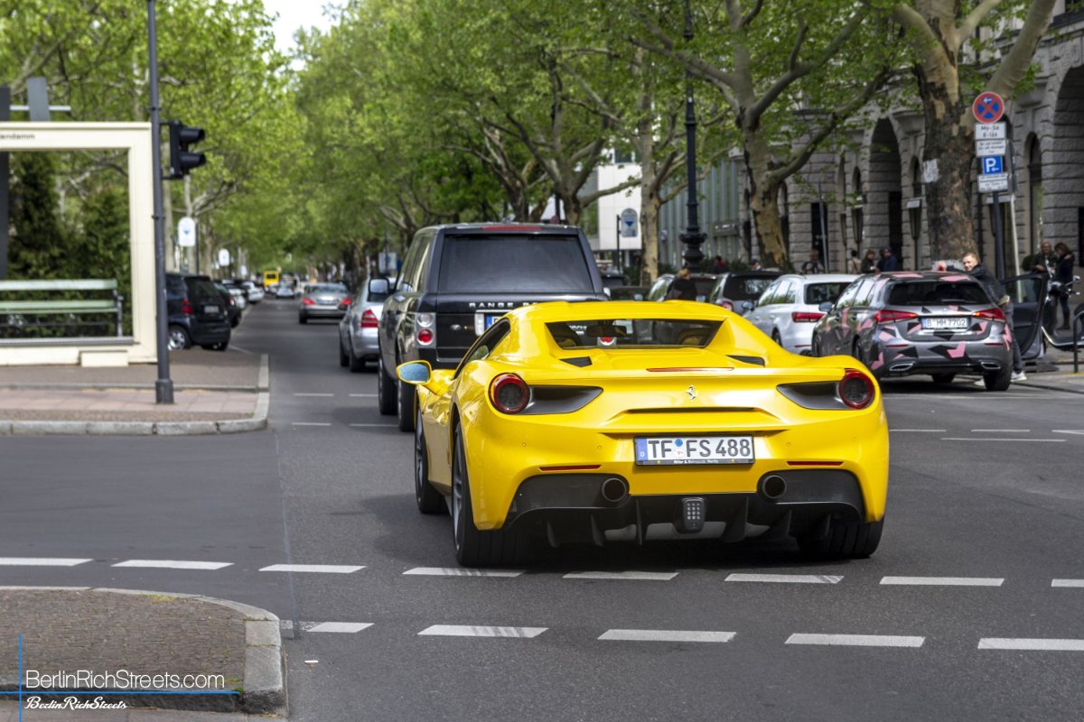 Ferrari 488 Spider spotted in Berlin — BerlinRichStreets