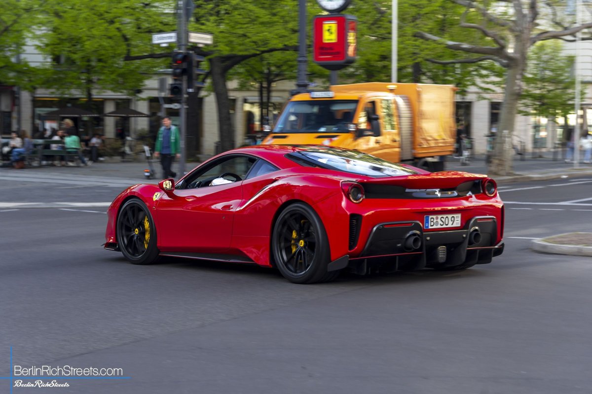 Ferrari 488 Pista spotted in Berlin — BerlinRichStreets