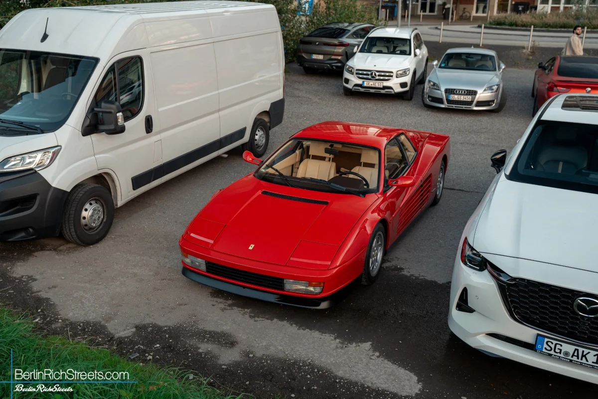 Ferrari Testarossa spotted in Düsseldorf — BerlinRichStreets