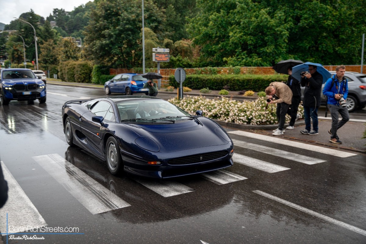 Jaguar XJ220 spotted in Cernobbio — BerlinRichStreets