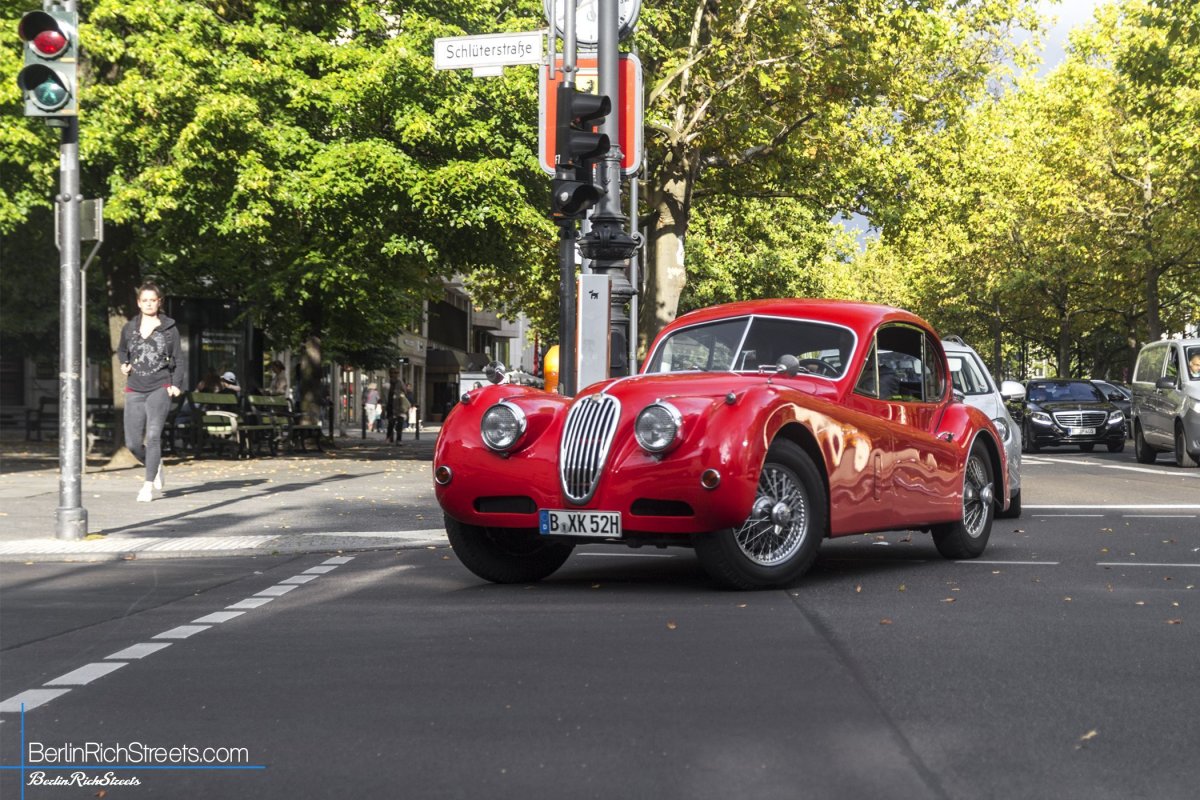 Jaguar XK 120 FHC spotted in Berlin — BerlinRichStreets