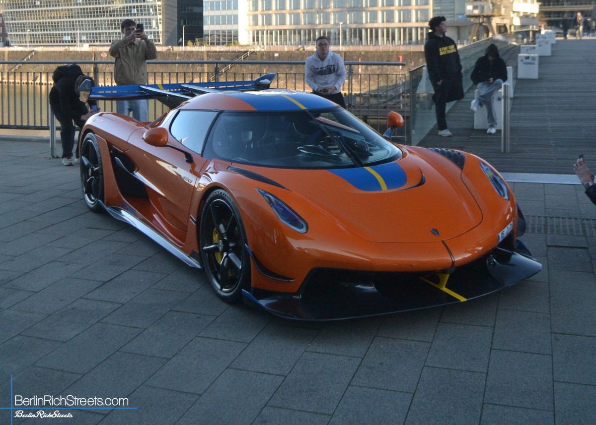 Koenigsegg Jesko Attack spotted in Düsseldorf — BerlinRichStreets