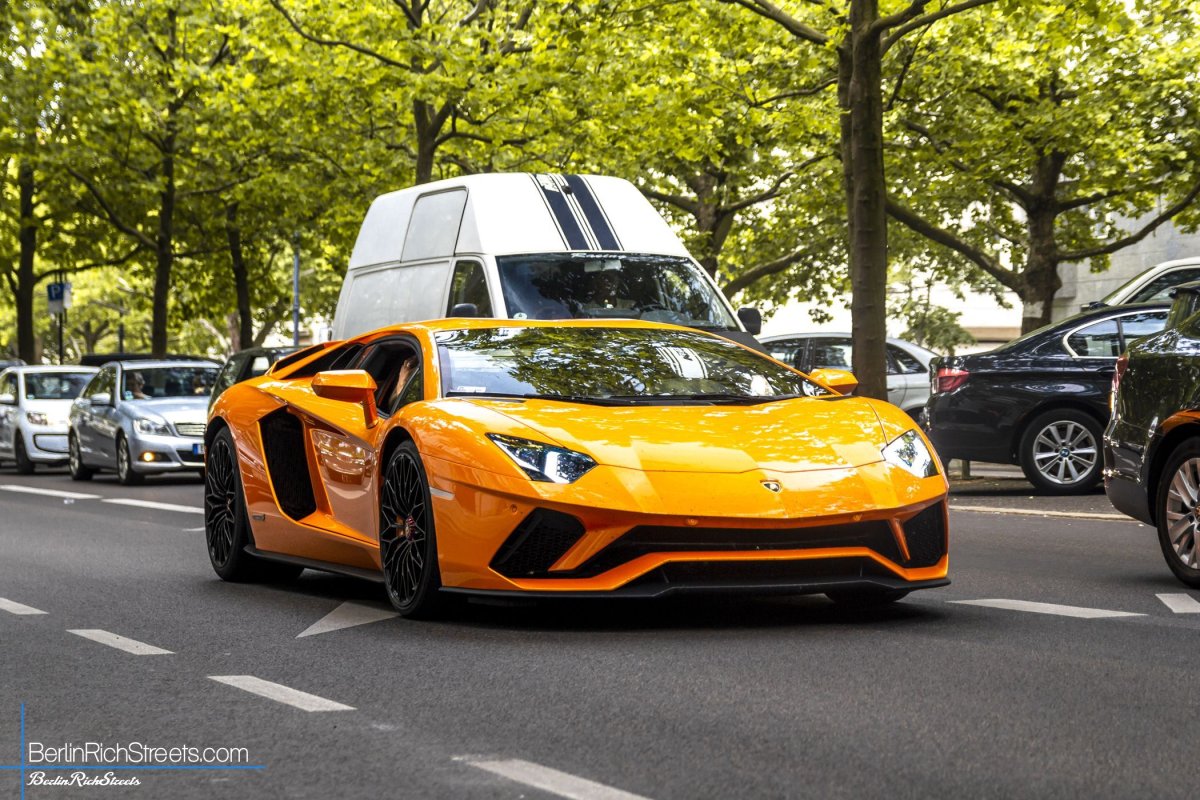Lamborghini Aventador S LP740-4 spotted in Berlin — BerlinRichStreets