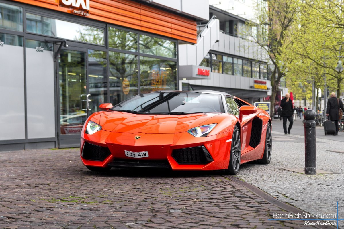Lamborghini Aventador LP700-4 Roadster spotted in Berlin — BerlinRichStreets