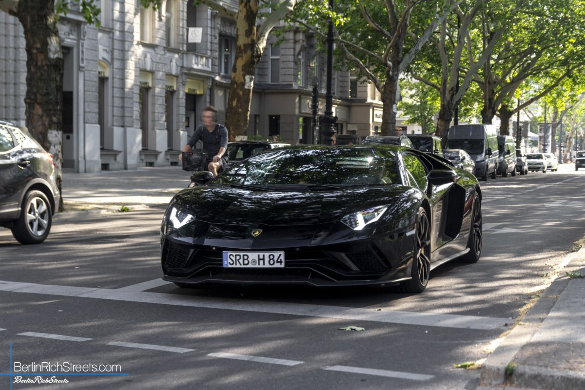 Lamborghini Aventador S LP740-4 spotted in Berlin — BerlinRichStreets