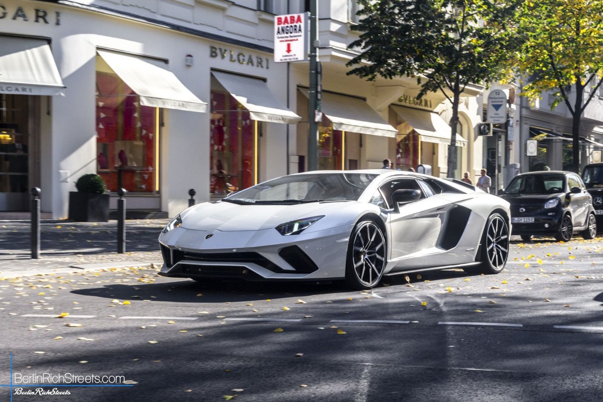 Lamborghini Aventador S LP740-4 spotted in Berlin — BerlinRichStreets
