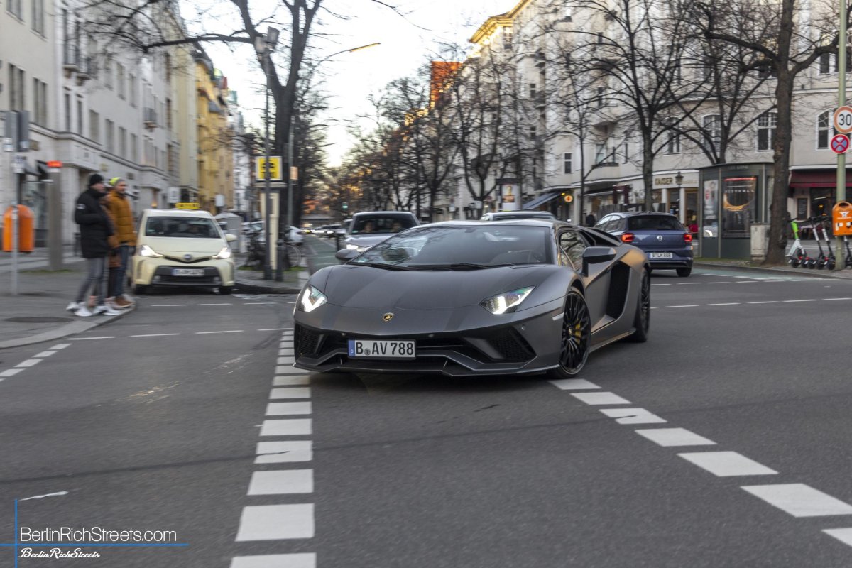 Lamborghini Aventador S LP740-4 Roadster spotted in Berlin — BerlinRichStreets