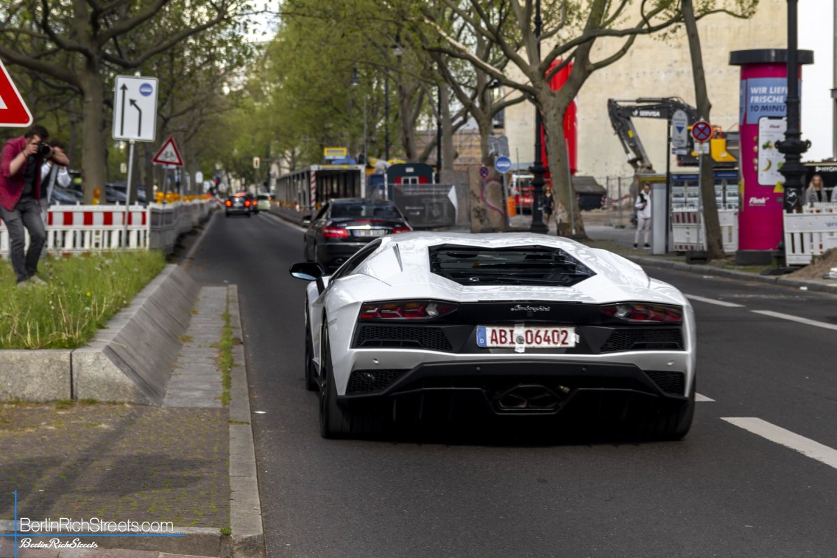 Lamborghini Aventador S LP740-4 spotted in Berlin — BerlinRichStreets