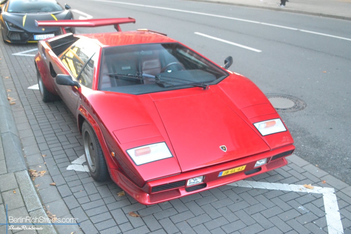 Lamborghini Countach LP5000 S spotted in Düsseldorf — BerlinRichStreets
