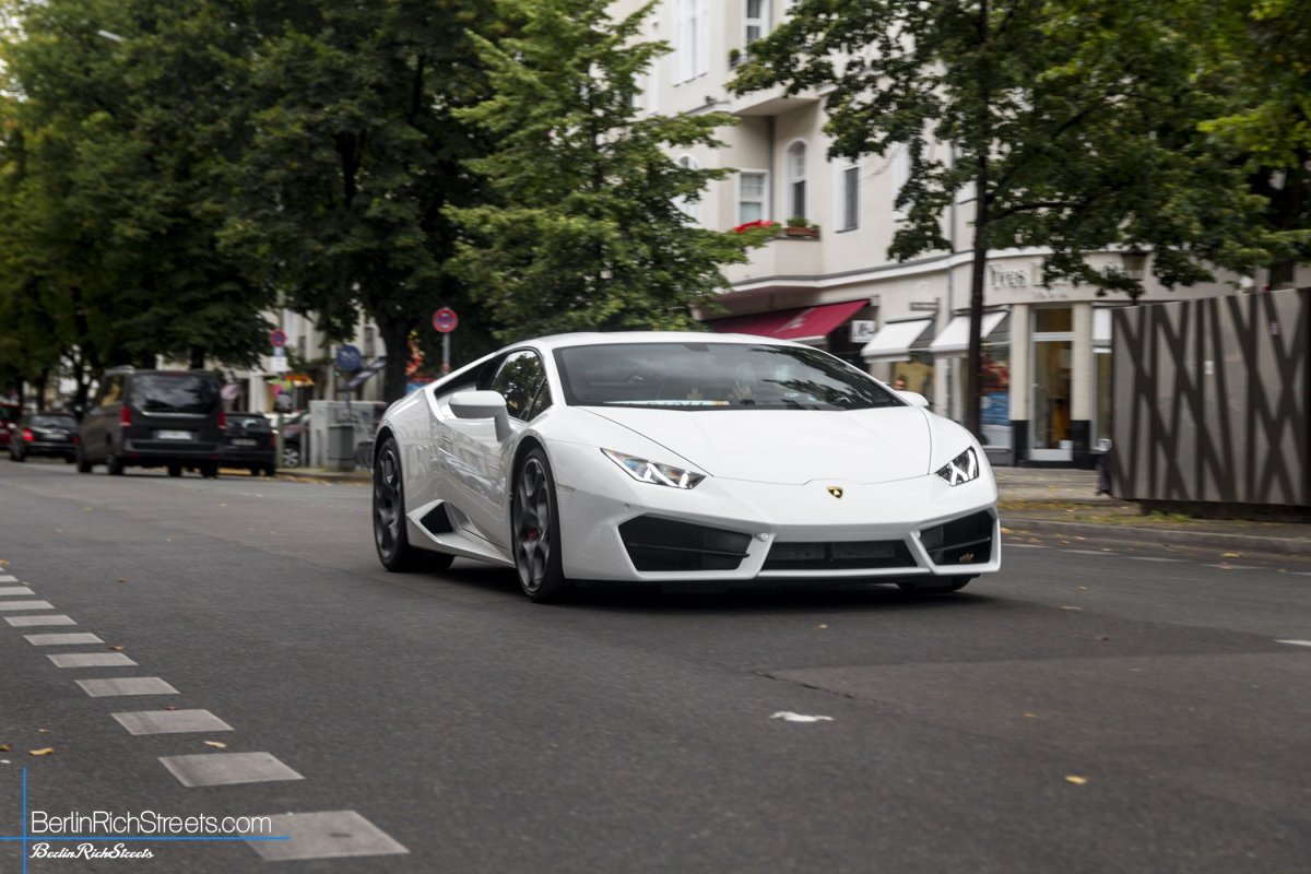 Lamborghini Huracán LP580-2 spotted in Berlin — BerlinRichStreets