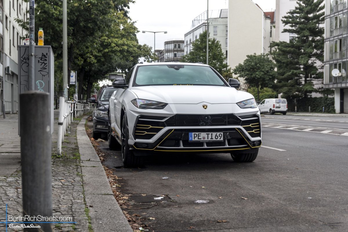 Lamborghini Urus spotted in Berlin — BerlinRichStreets
