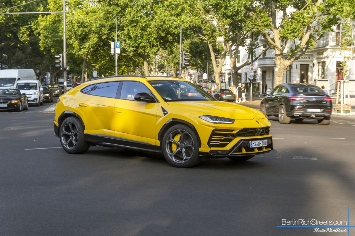 Lamborghini Urus spotted in Berlin — BerlinRichStreets