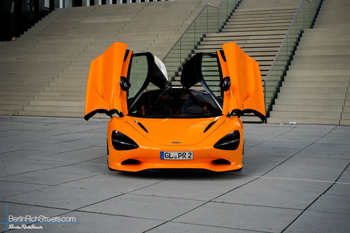 McLaren 750S spotted in Düsseldorf — BerlinRichStreets