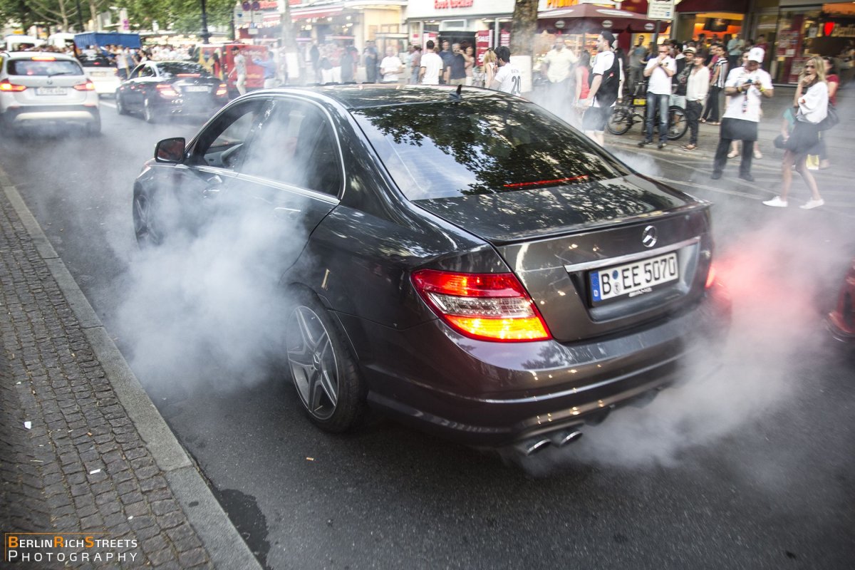 Mercedes-Benz C63 AMG (W204) spotted in Berlin — BerlinRichStreets