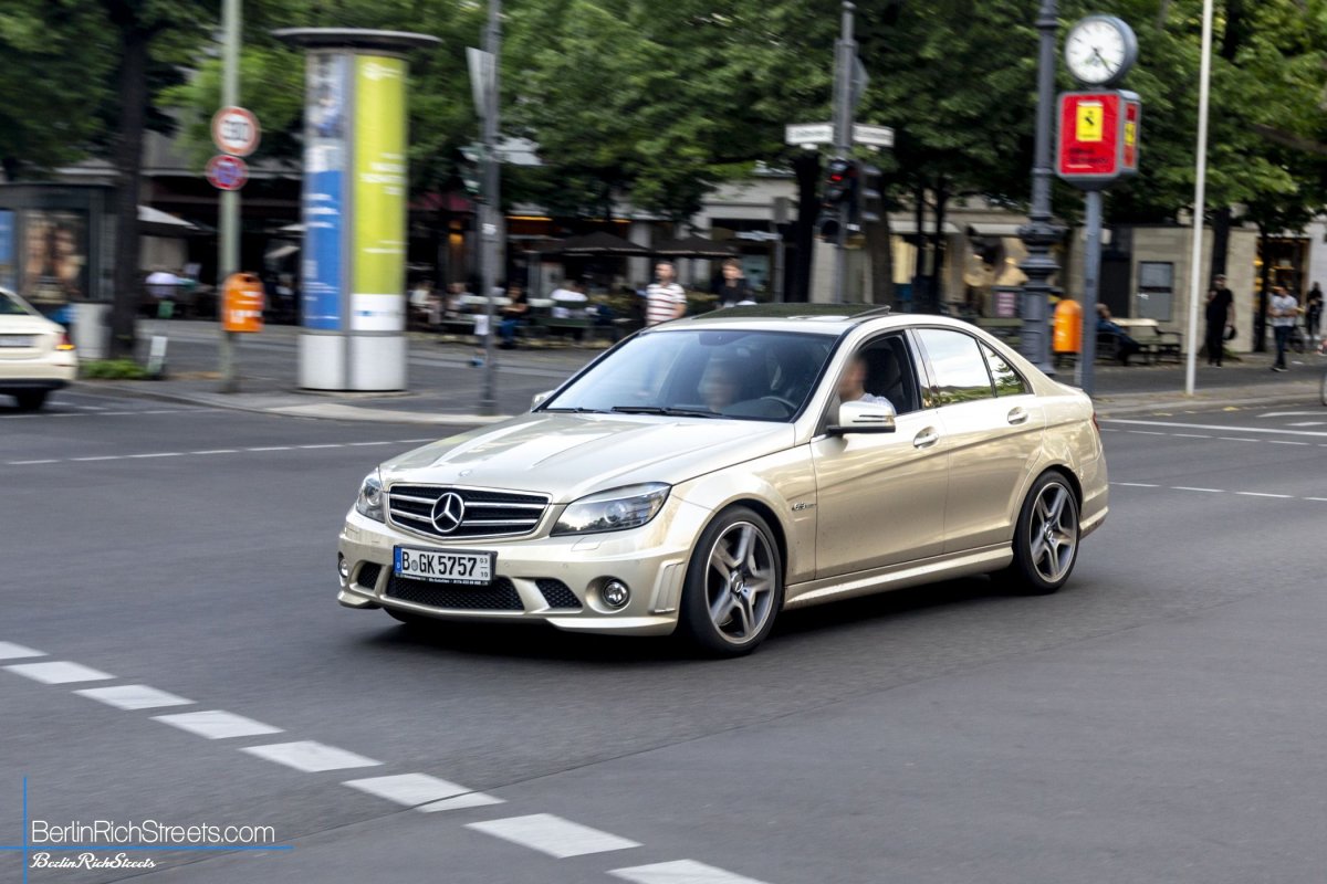 Mercedes-Benz C63 AMG (W204) spotted in Berlin — BerlinRichStreets