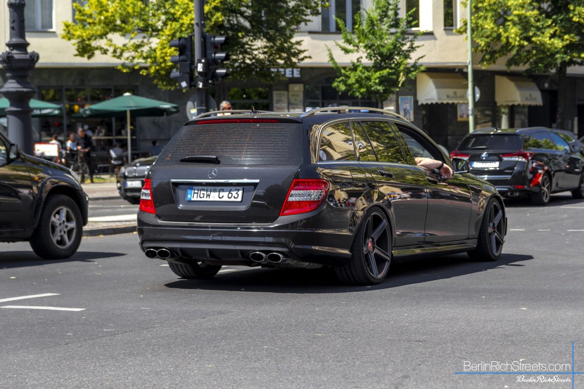 Mercedes-Benz C63 AMG (S204) spotted in Berlin — BerlinRichStreets
