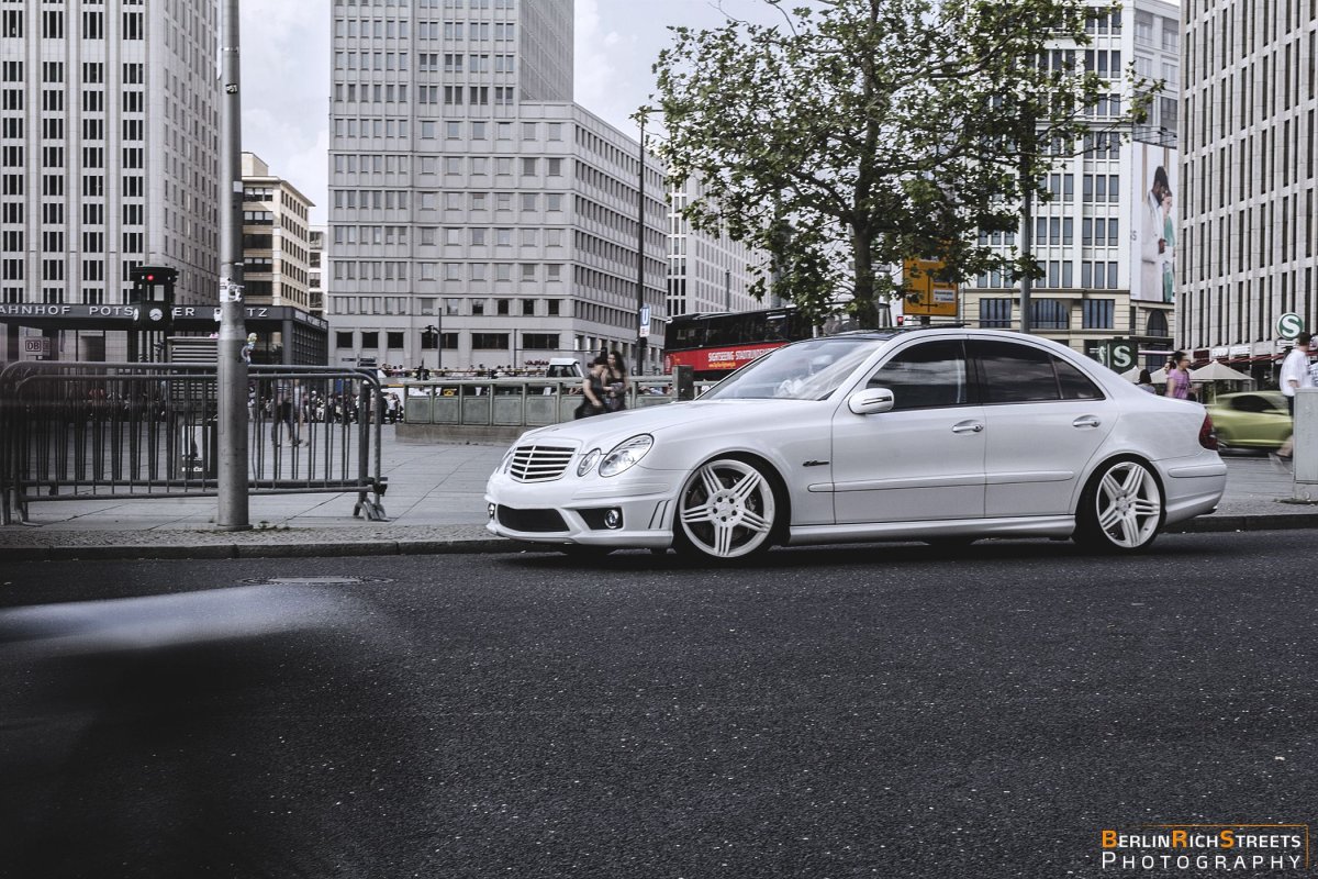 Mercedes-Benz E55 AMG (W211) — BerlinRichStreets