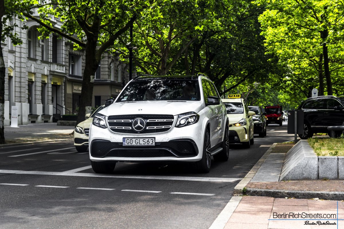 Mercedes-AMG GLS63 (X166) spotted in Berlin — BerlinRichStreets