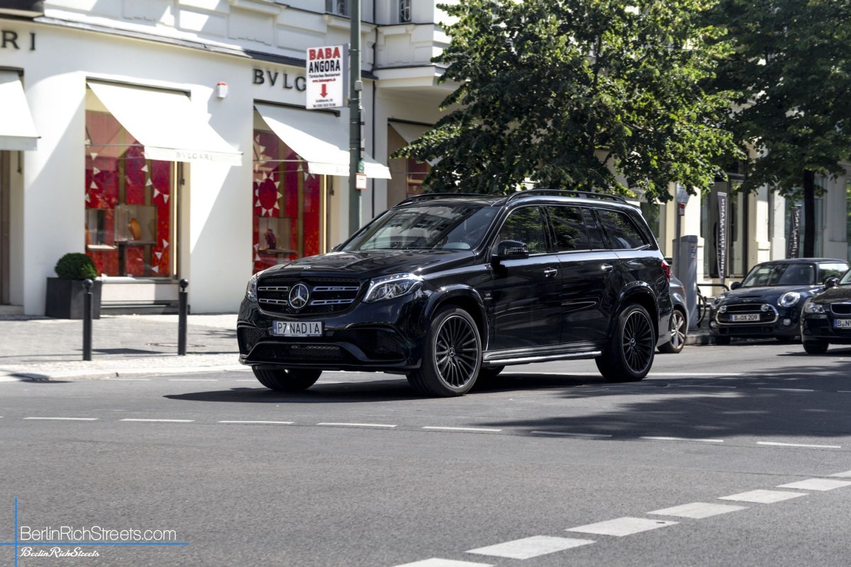 Mercedes-AMG GLS63 (X166) spotted in Berlin — BerlinRichStreets