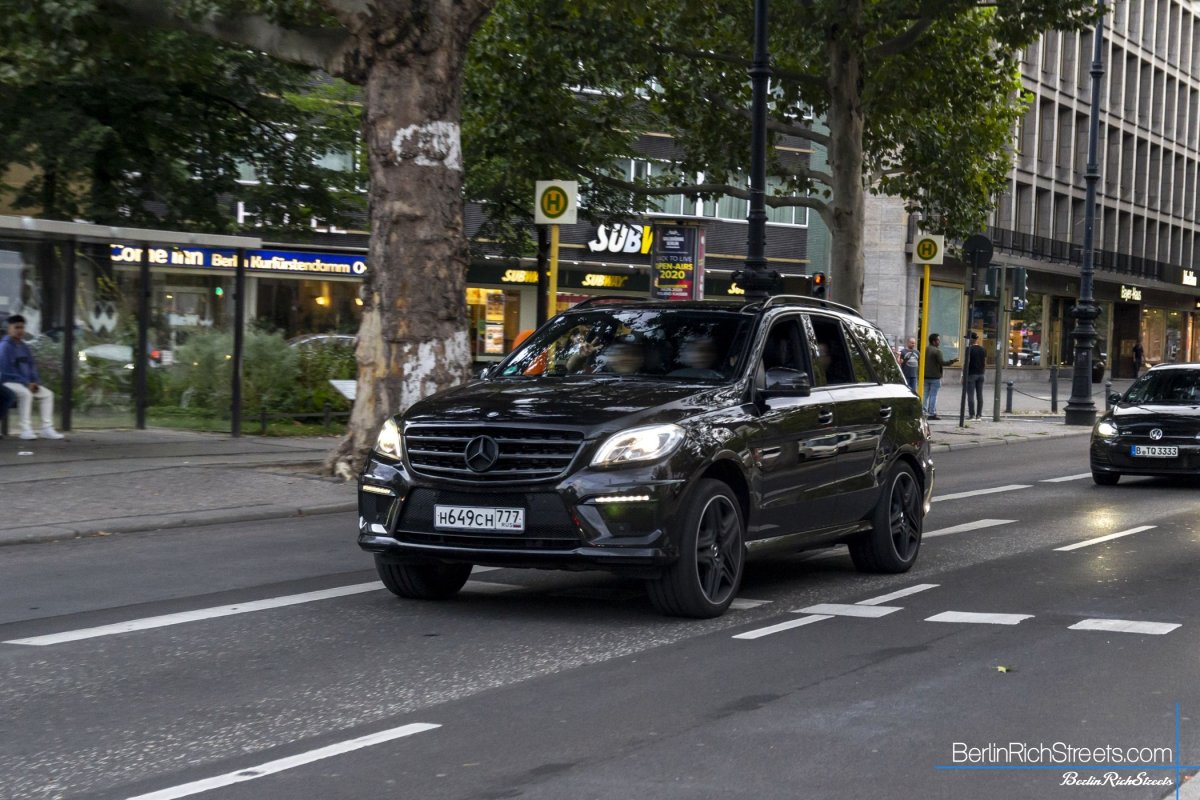 Mercedes-Benz ML63 AMG (W166) spotted in Berlin — BerlinRichStreets