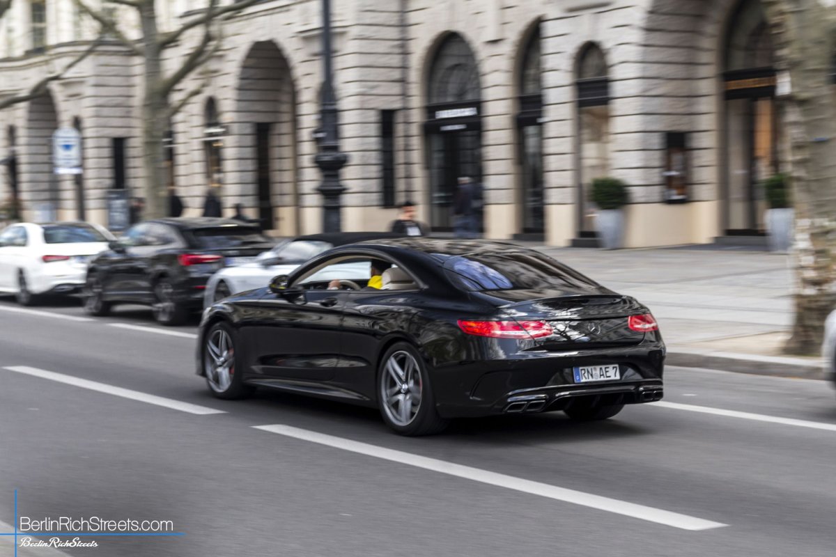 Mercedes-AMG S63 Coupé (C217) spotted in Berlin — BerlinRichStreets