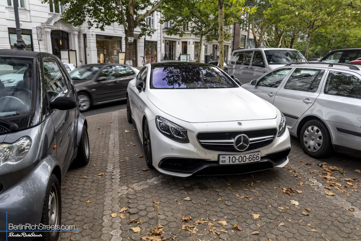 Mercedes-AMG S63 Coupé (C217) spotted in Berlin — BerlinRichStreets