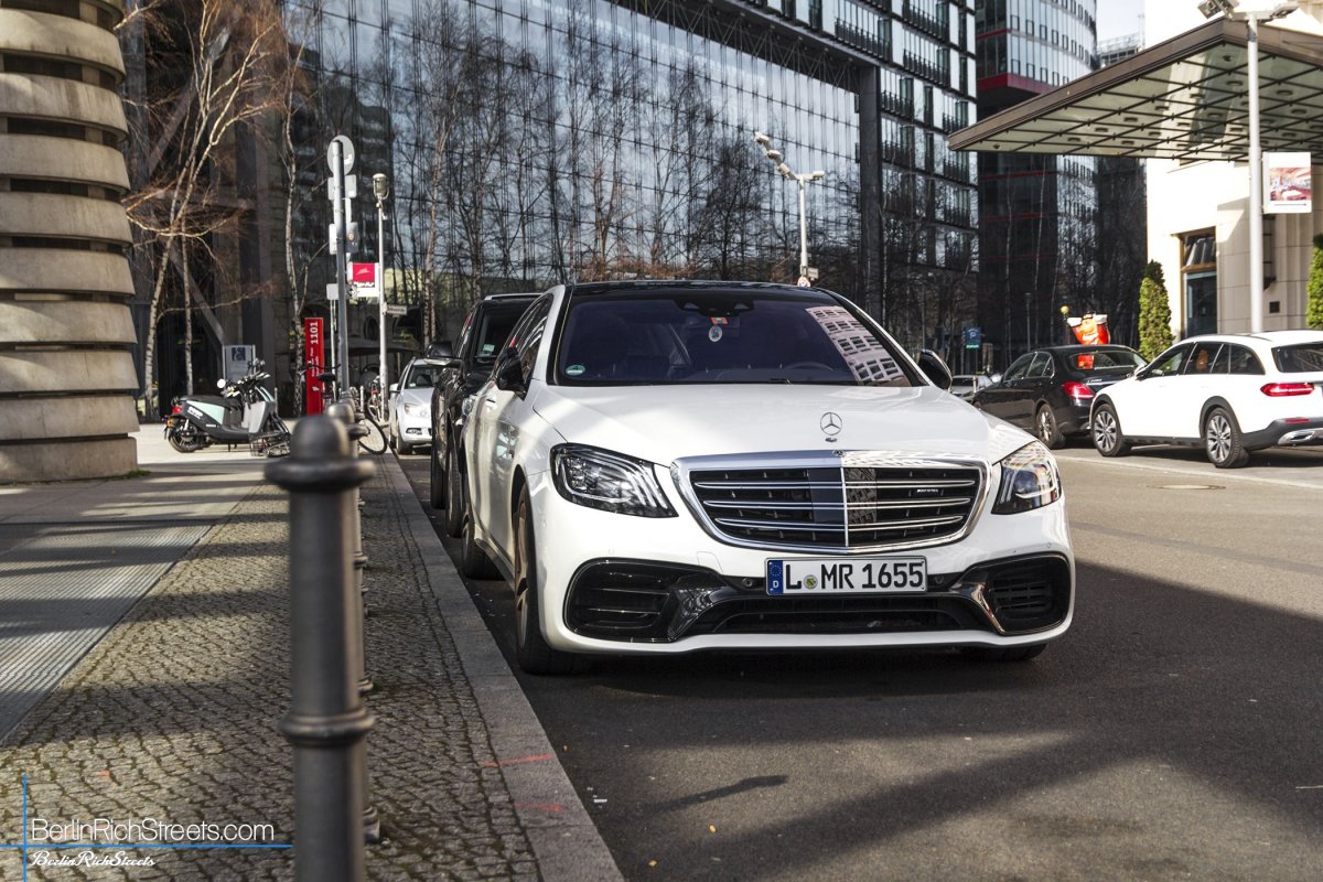 Mercedes-AMG S63 (V222) 2018 spotted in Berlin — BerlinRichStreets